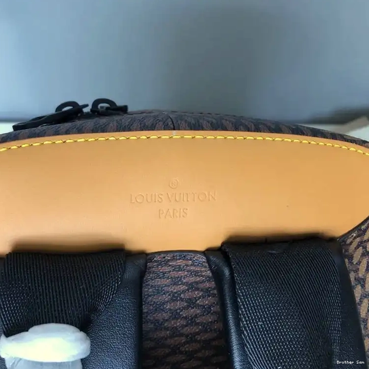 Brother Sam Yupoo LV 206B570107 Bags 0420